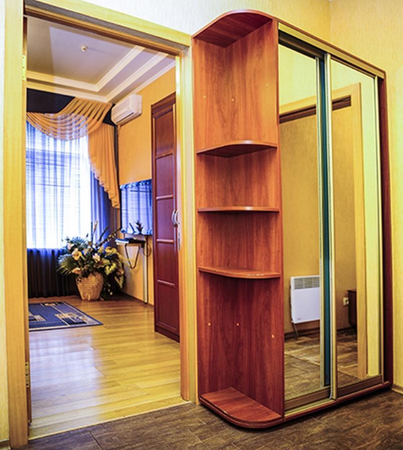 Bilyj Rojal Hotel Zaporizhia Buitenkant foto